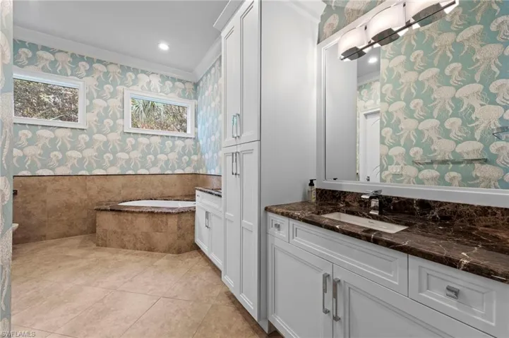 Guest House Primary Bathroom
