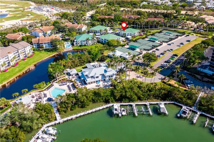 511  Club Side  DR, Naples, FL 34110