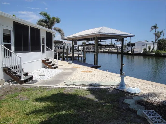 solid roofed boat lift - 10,000 lbs. capacity