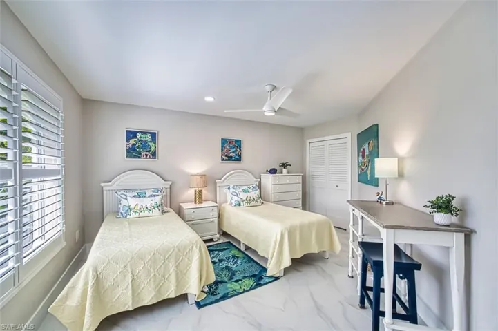 Guest Bedroom #1
