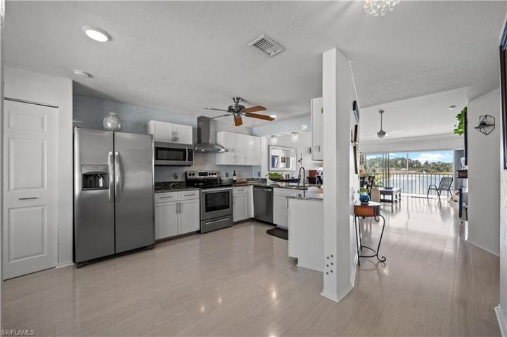 548 Belina DR # 1606, NAPLES FL 34104
