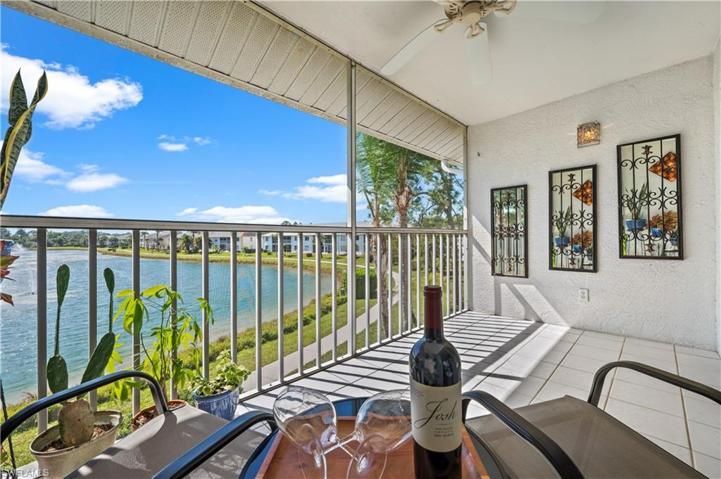 Long lakeview from screened lanai