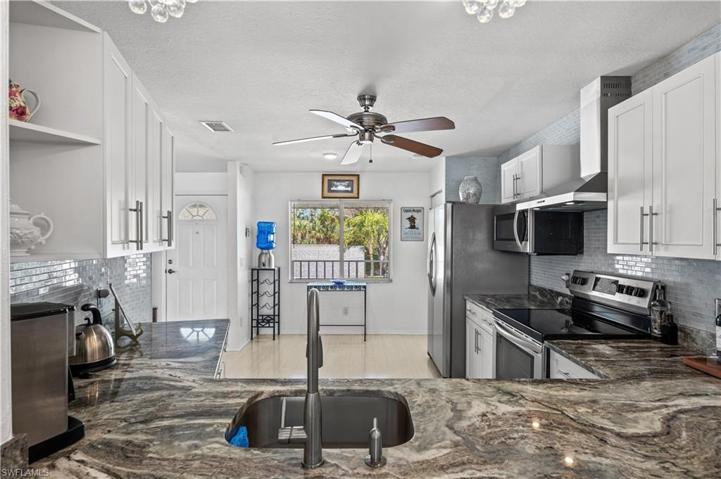 548 Belina DR # 1606, NAPLES FL 34104