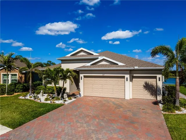 3267  Baravaldo  CIR, Cape Coral, FL 33909