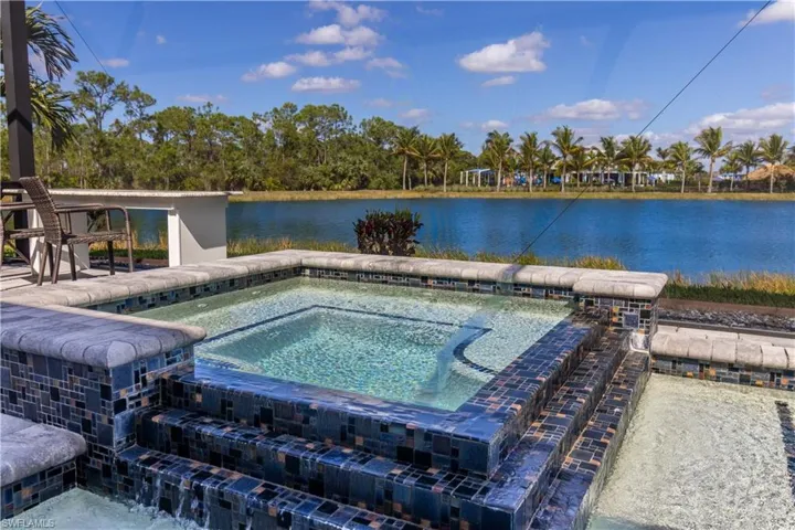 3267  Baravaldo  CIR, Cape Coral, FL 33909