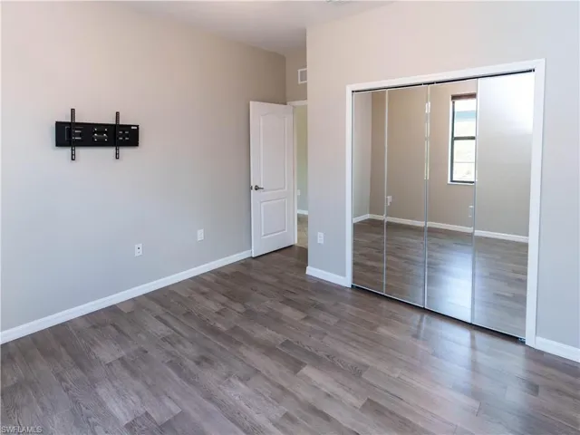 1588 Vizcaya Ln, Naples, Florida 34113