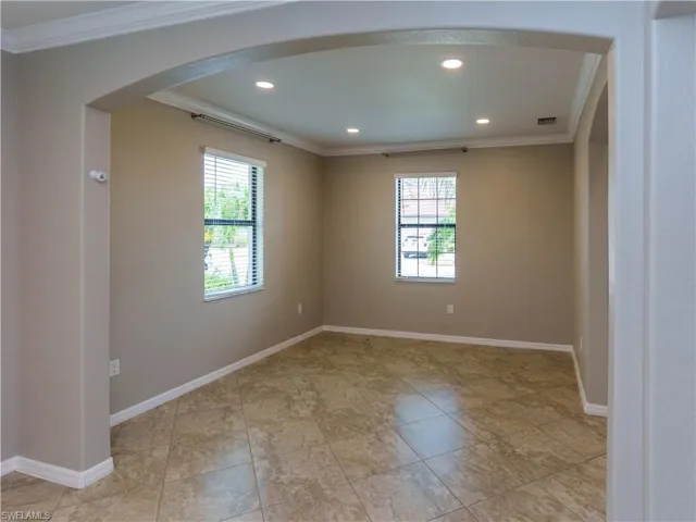 1588 Vizcaya Ln, Naples, Florida 34113