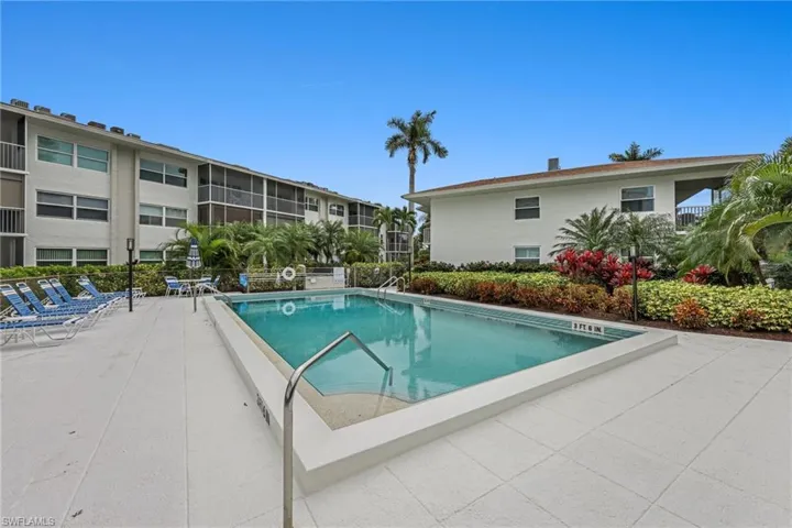 Community pool