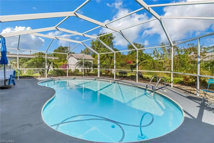 2319  Woodland  TER, Fort Myers, FL 33907