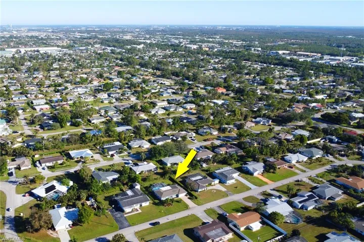 2319  Woodland  TER, Fort Myers, FL 33907