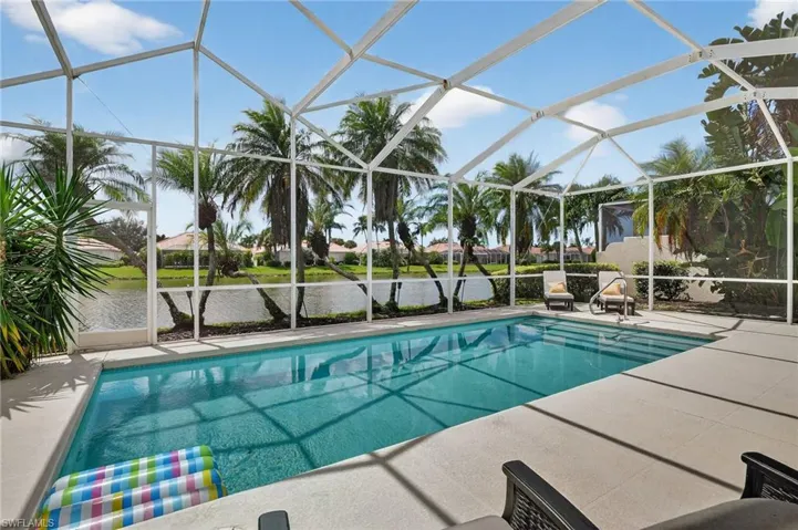 Swimming pool overlooking the lake