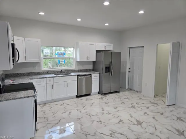 2918 Gene Ave N, Lehigh Acres Fl 33971