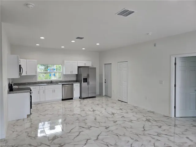 2918 Gene Ave N, Lehigh Acres Fl 33971