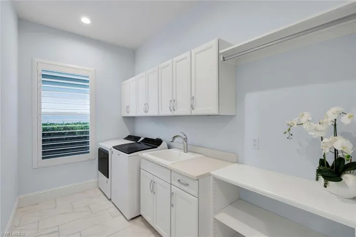 14386 Laguna Springs Ln, Naples, Florida 34114