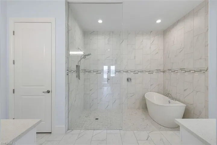 14386 Laguna Springs Ln, Naples, Florida 34114