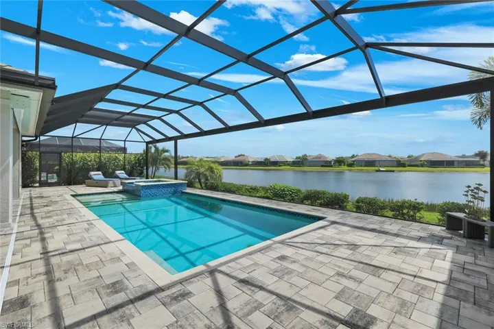 14386 Laguna Springs Ln, Naples, Florida 34114
