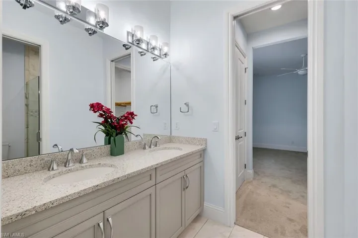 14386 Laguna Springs Ln, Naples, Florida 34114