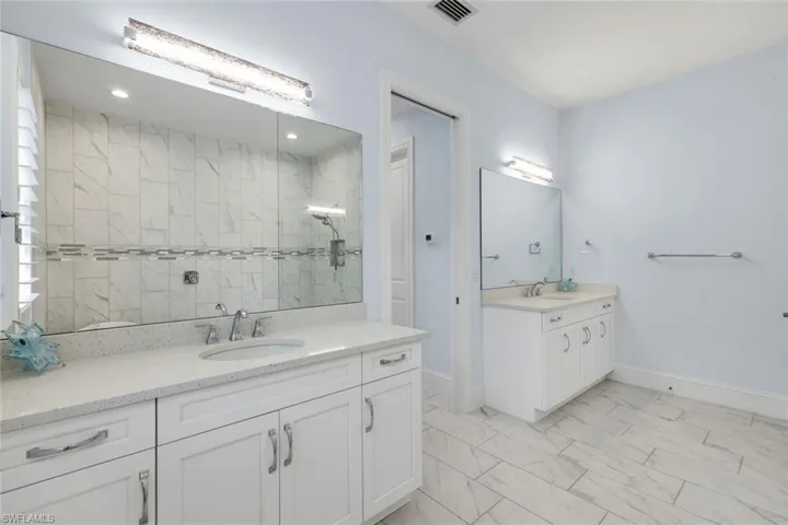 14386 Laguna Springs Ln, Naples, Florida 34114