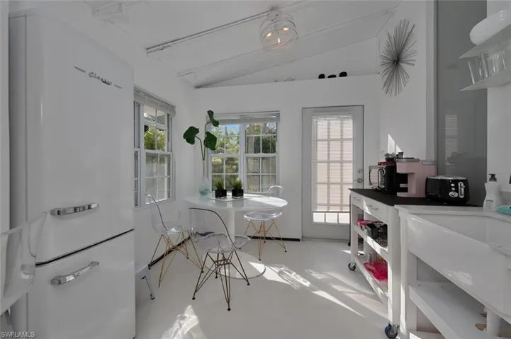 1483 Bembury Dr, Naples, Florida 34102