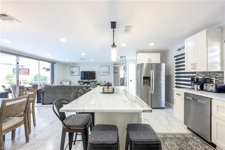 3505 Se 16th Pl, Cape Coral, Florida 33904