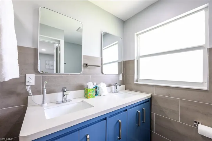 3505 Se 16th Pl, Cape Coral, Florida 33904