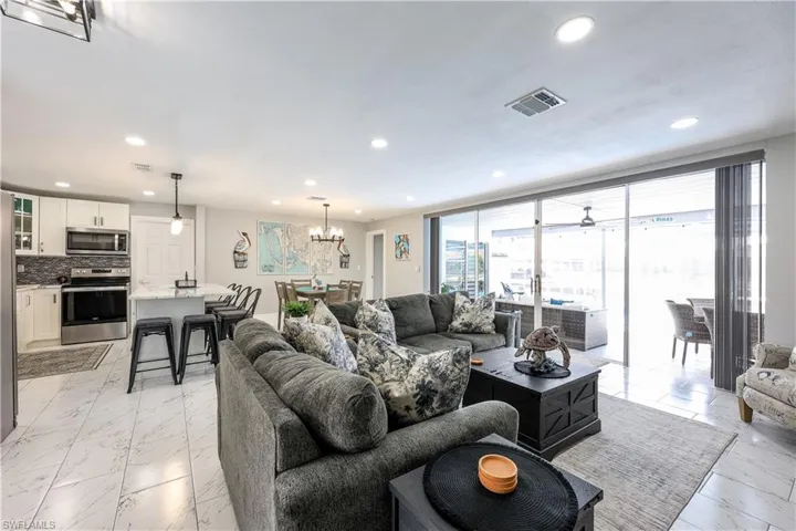 3505 Se 16th Pl, Cape Coral, Florida 33904