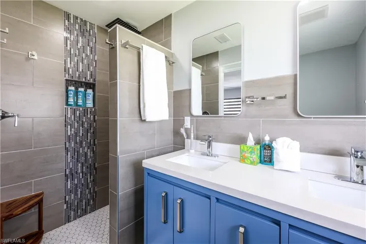 3505 Se 16th Pl, Cape Coral, Florida 33904