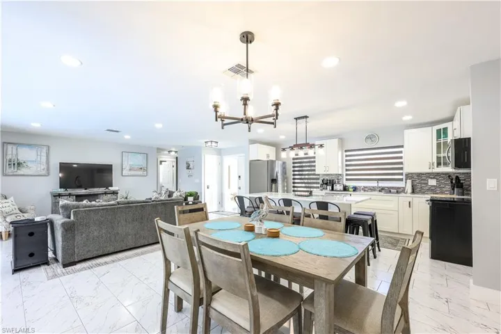 3505 Se 16th Pl, Cape Coral, Florida 33904
