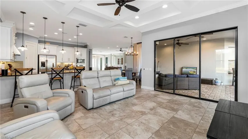 8591 Maggiore Ct, Naples, Florida 34114