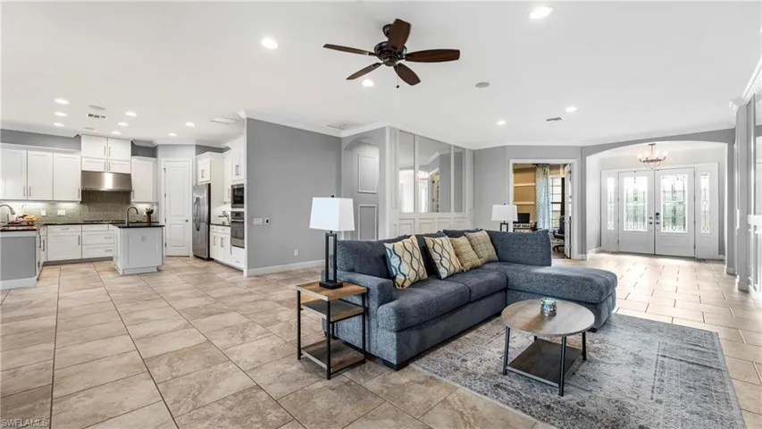 8591 Maggiore Ct, Naples, Florida 34114