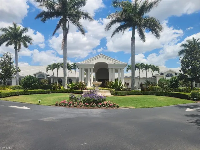 1001 Eastham Way 106, Naples, Florida 34104