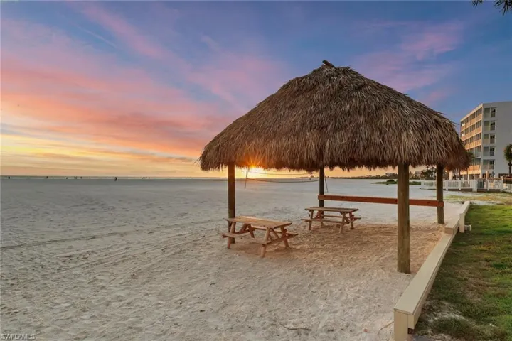 6612 Estero Blvd 301, Fort Myers Beach, Florida 33931