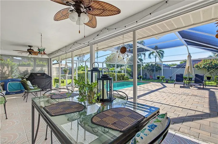 606 Se 15th St, Cape Coral, Florida 33990