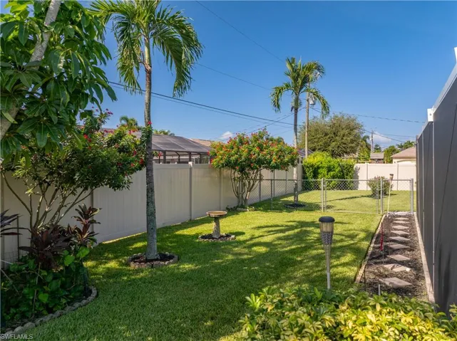 606 Se 15th St, Cape Coral, Florida 33990