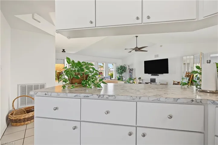 606 Se 15th St, Cape Coral, Florida 33990