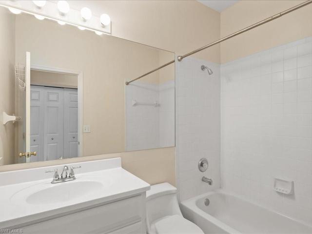 22987  Lone Oak  DR, Estero, FL 33928