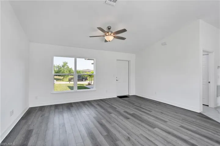 1108 Nw 5th Pl, Cape Coral, Florida 33993