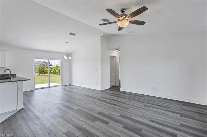 1108 Nw 5th Pl, Cape Coral, Florida 33993