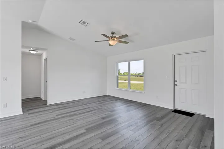 1108 Nw 5th Pl, Cape Coral, Florida 33993