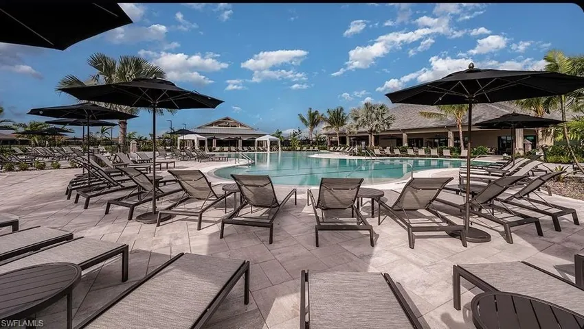 15335 Lucerna St 104, Naples, Florida 34114