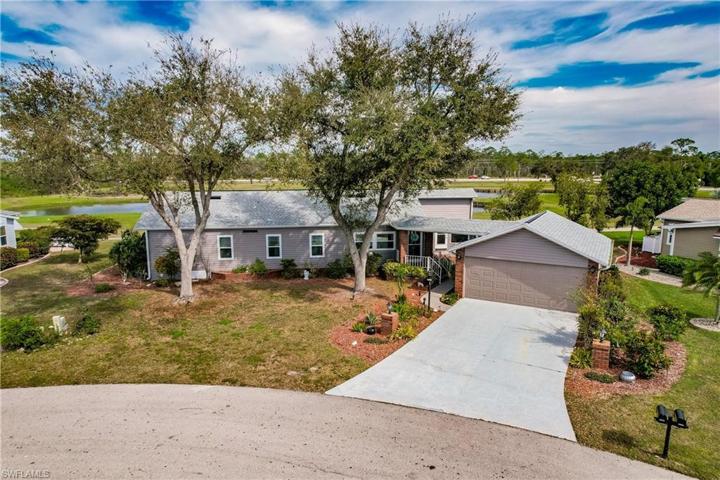 9970  Bardmoor  CT, North Fort Myers, FL 33903