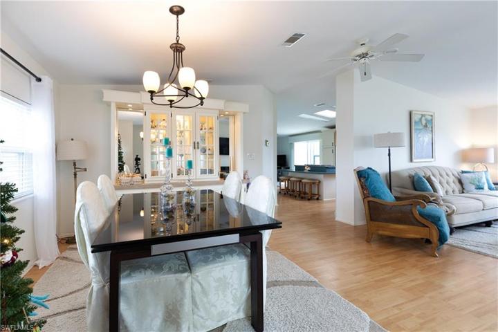9970  Bardmoor  CT, North Fort Myers, FL 33903