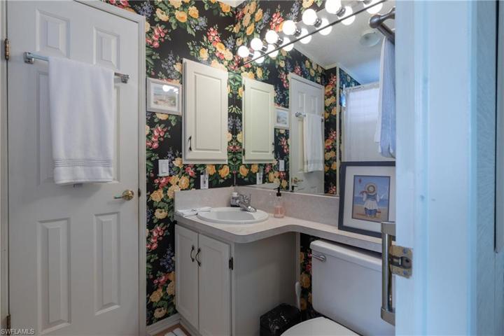 9970  Bardmoor  CT, North Fort Myers, FL 33903