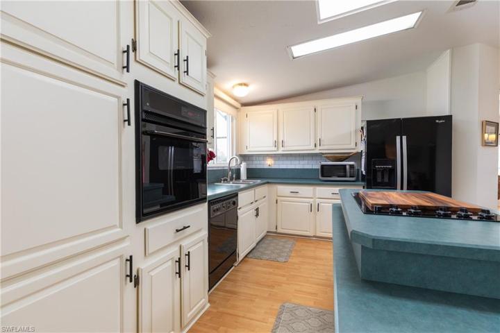 9970  Bardmoor  CT, North Fort Myers, FL 33903