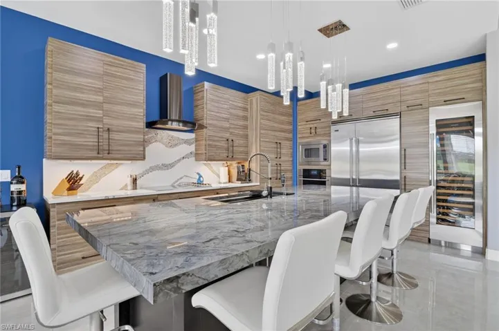 The open concept kitchen is an Entertainers delight