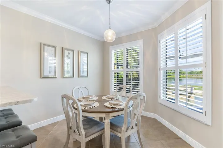 Breakfast Room