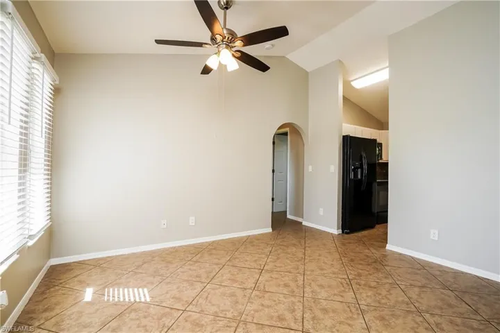 1724 SW 2nd  PL, Cape Coral, FL 33991