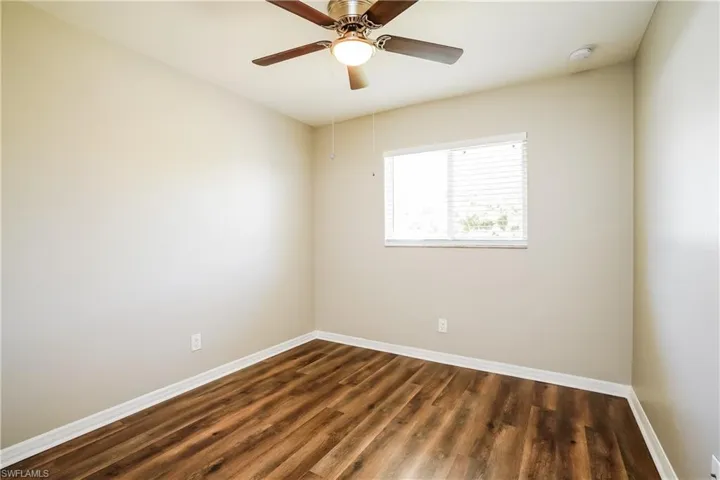 1724 SW 2nd  PL, Cape Coral, FL 33991