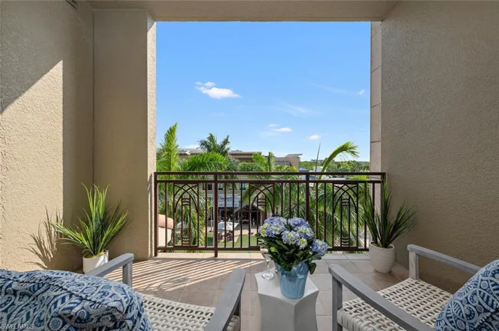 Perfect Balcony to watch the Sunsets