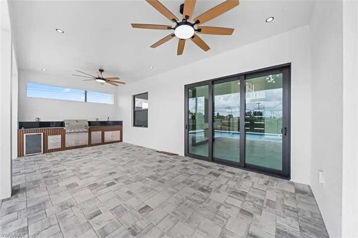 2417 Sw 2nd Ter, Cape Coral, Florida 33991